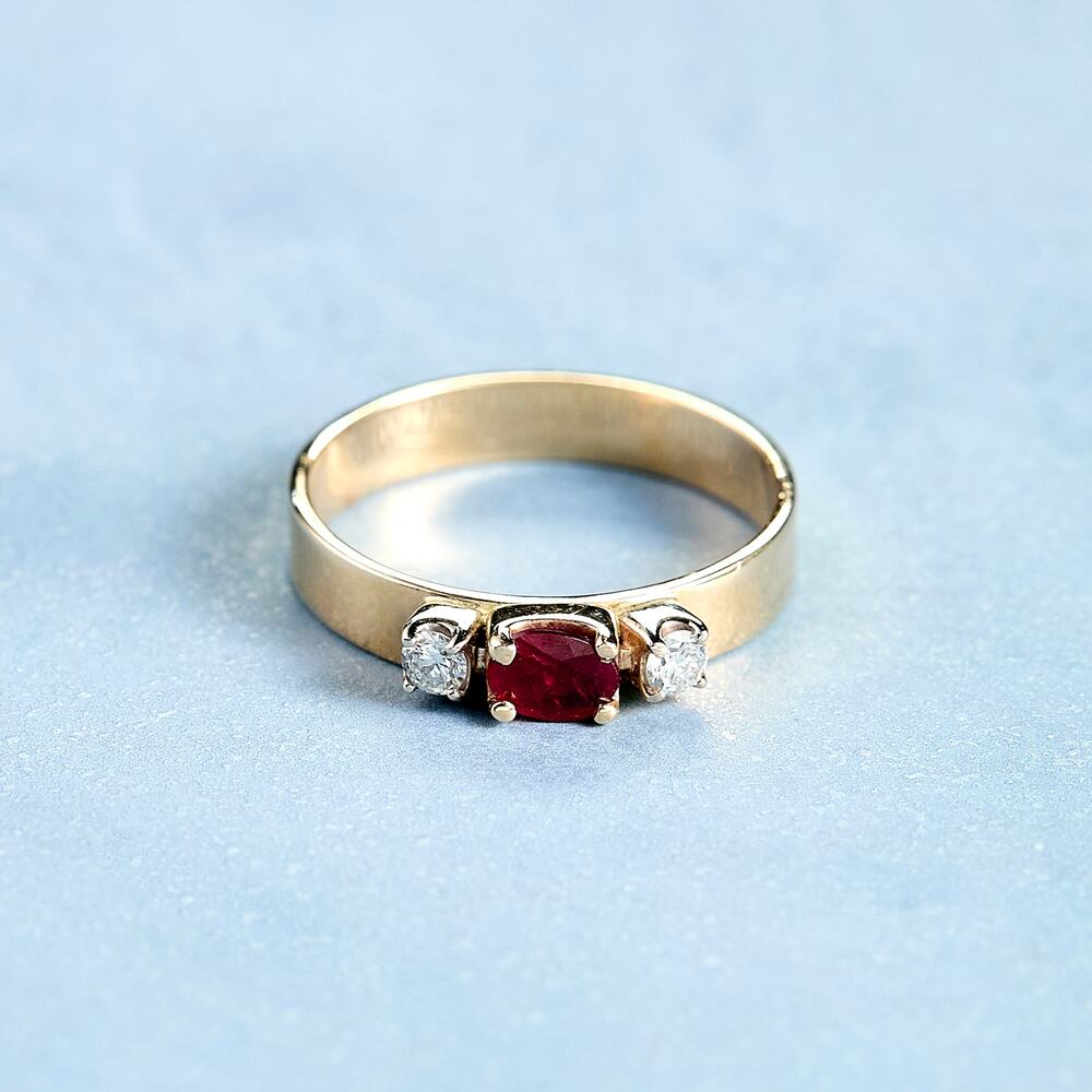 14kt Ruby and Diamond Gold Ring